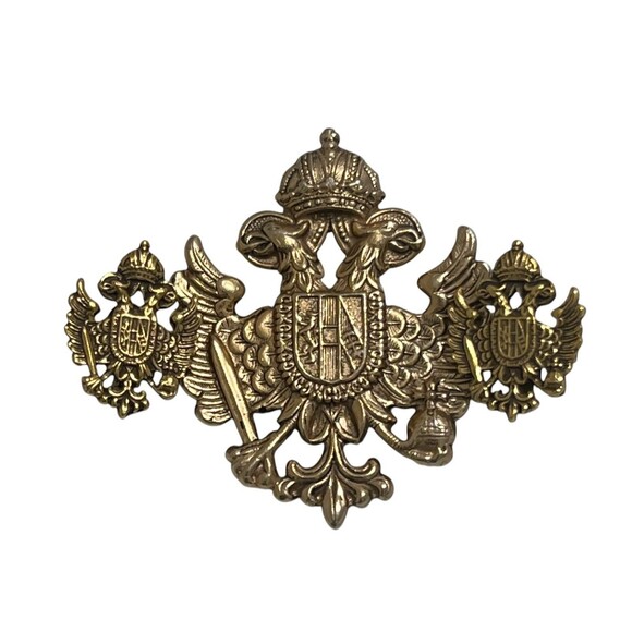 Vintage ACCESSOCRAFT NYC Brooch & Screw Back Earrings Coat of Arms Gold Tone Set - Picture 1 of 6